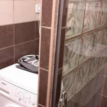 Gabor Apartman *