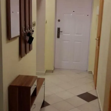 Gabor Apartman * Komló